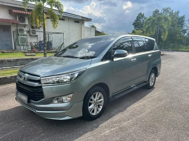 Toyota Innova — private chauffeur vehicle