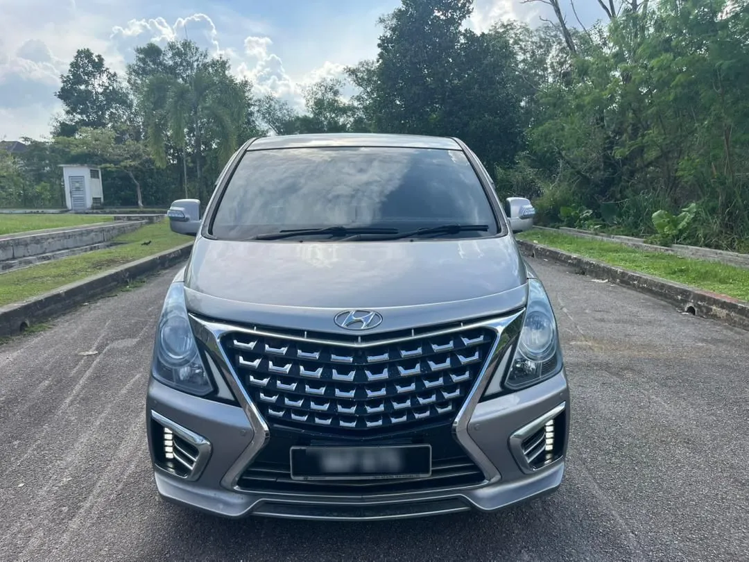 Hyundai Starex photo 3